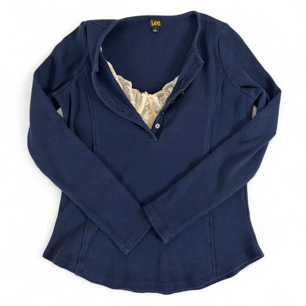 Lee navy blue long sleeve ribbed button up top